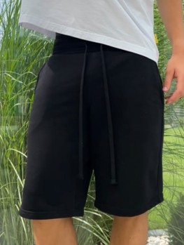 SZORTY: ALL-BLACK